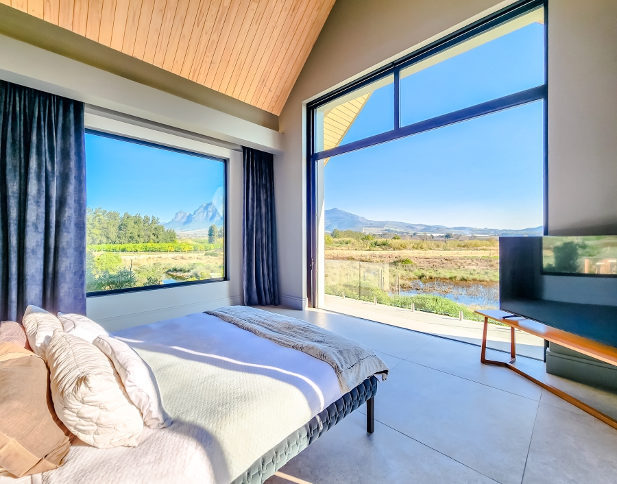 12 Bedroom Property for Sale in Val De Vie Estate Western Cape